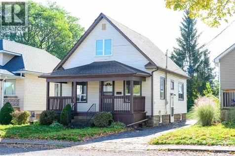 5768 Summer Street Niagara Falls ON L2G 1M2