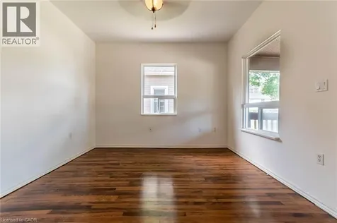 5768 Summer Street Niagara Falls ON L2G 1M2