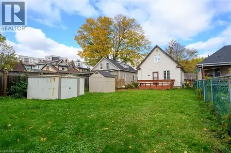 5768 Summer Street Niagara Falls ON L2G 1M2