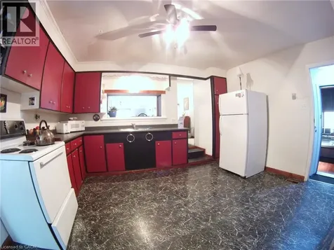 160 Erb Street East Waterloo ON N2J 1M4