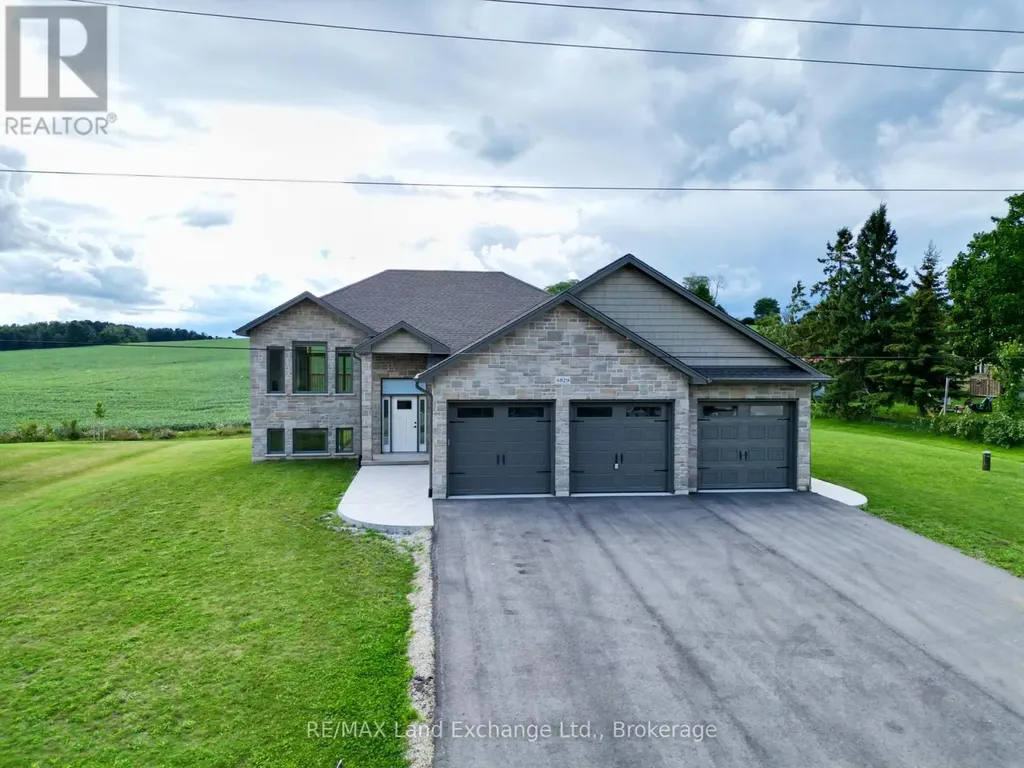 4829 Bruce Road 3 Saugeen Shores ON N0H 2C7
