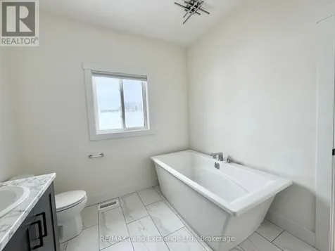 4829 Bruce Road 3 Saugeen Shores ON N0H 2C7