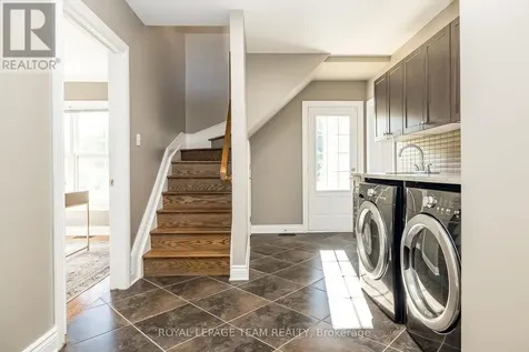 38 Marchvale Drive Ottawa ON K2W 1C2