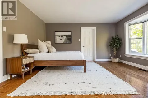 38 Marchvale Drive Ottawa ON K2W 1C2