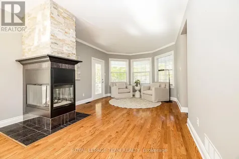 38 Marchvale Drive Ottawa ON K2W 1C2