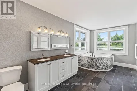 545 Eckford Avenue Saugeen Shores ON N0H 2L0