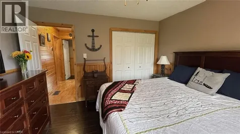 52 Madawaska Trail Wasaga Beach ON L9Z 1X7