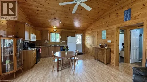 52 Madawaska Trail Wasaga Beach ON L9Z 1X7
