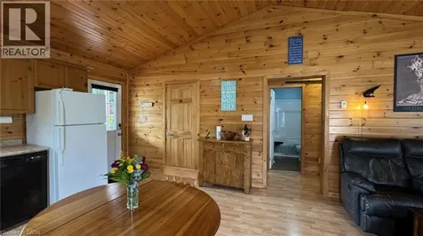 52 Madawaska Trail Wasaga Beach ON L9Z 1X7