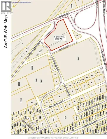 V/l Bruce Avenue Windsor ON N9B 3P6