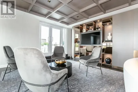 560 Rideau Street Ottawa ON K1N 0G3