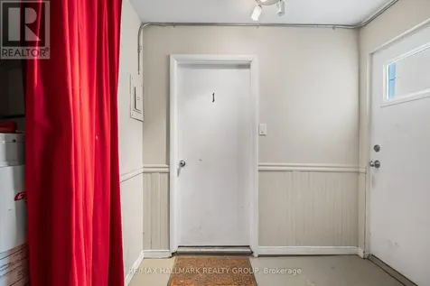 1305 Dorchester Avenue Ottawa ON K1Z 8E8