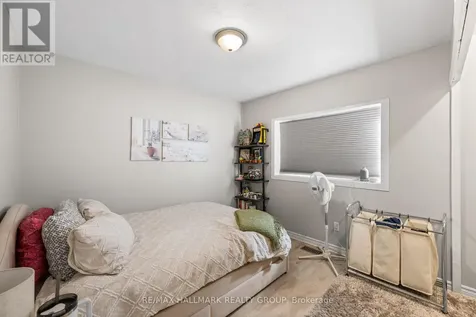 1305 Dorchester Avenue Ottawa ON K1Z 8E8