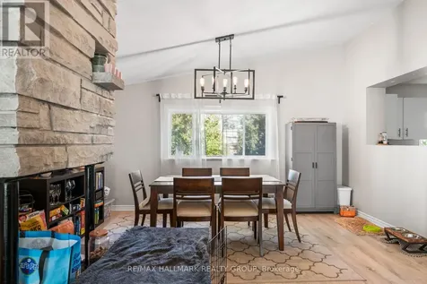 1305 Dorchester Avenue Ottawa ON K1Z 8E8