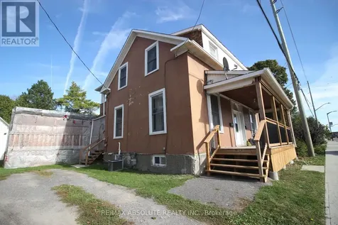 37 Raglan Street Street North Renfrew ON K7V 1N7