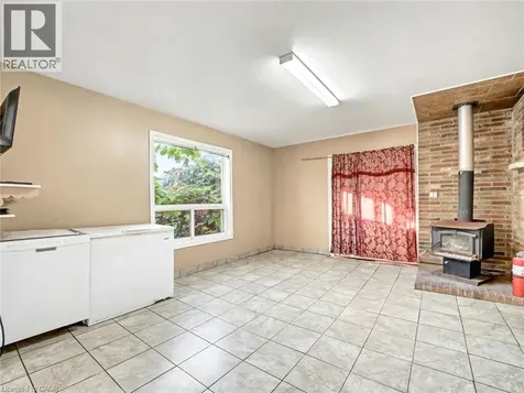 23 Oak Avenue Hamilton ON L8L 5M7