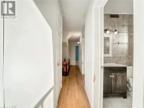 23 Oak Avenue Hamilton ON L8L 5M7