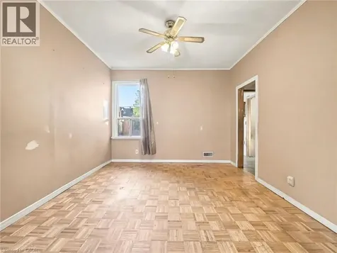 23 Oak Avenue Hamilton ON L8L 5M7