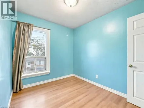 23 Oak Avenue Hamilton ON L8L 5M7