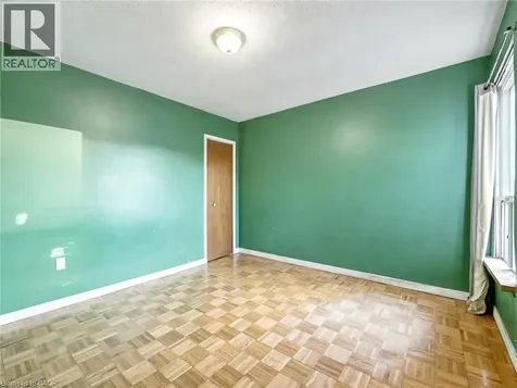 23 Oak Avenue Hamilton ON L8L 5M7
