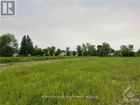 3748 Champlain Street Clarence-rockland ON K0A 1E0