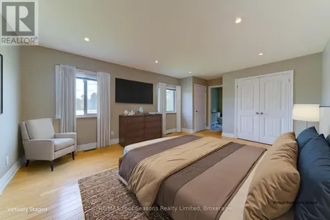243 River Road East Wasaga Beach ON L9Z 2L1
