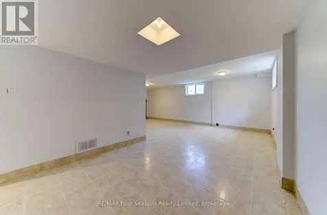 243 River Road East Wasaga Beach ON L9Z 2L1