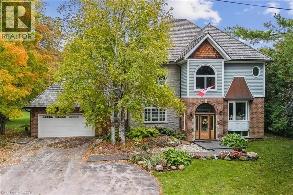 976 Garden Lane Hamilton ON L0R 1V0