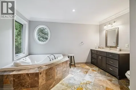 976 Garden Lane Hamilton ON L0R 1V0