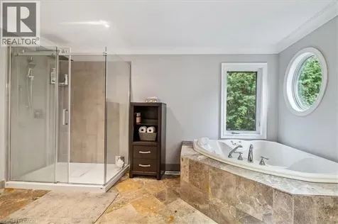 976 Garden Lane Hamilton ON L0R 1V0