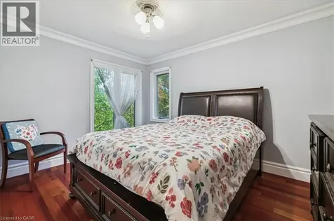 976 Garden Lane Hamilton ON L0R 1V0