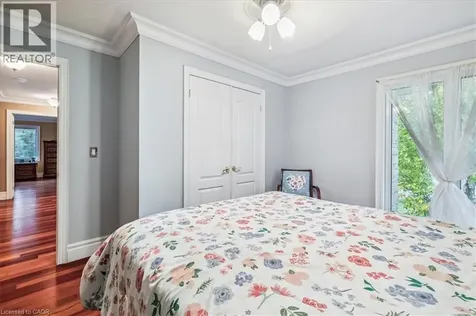 976 Garden Lane Hamilton ON L0R 1V0