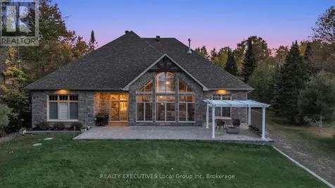 34 Sunrise Bay Drive Callander ON P0H 1H0