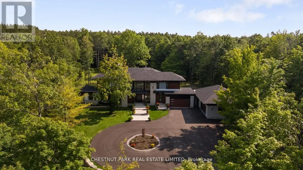 547 Old Stouffville Road Uxbridge ON L9P 1R4