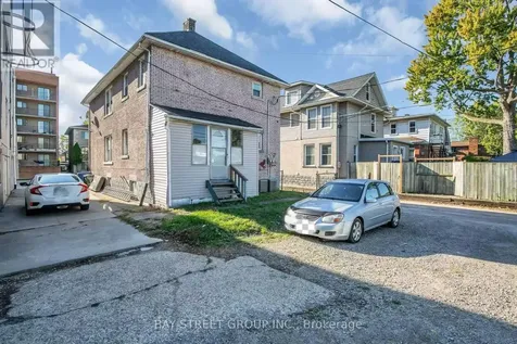 280-282 Campbell Avenue Windsor ON N9B 2H2