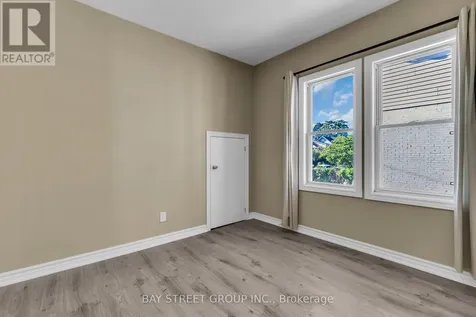 280-282 Campbell Avenue Windsor ON N9B 2H2