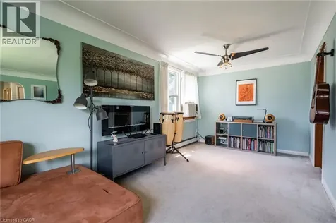 458 Elwood Road Burlington ON L7N 3C7