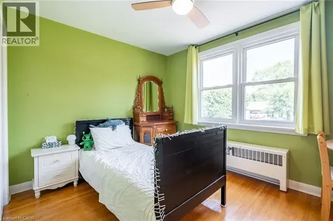 458 Elwood Road Burlington ON L7N 3C7
