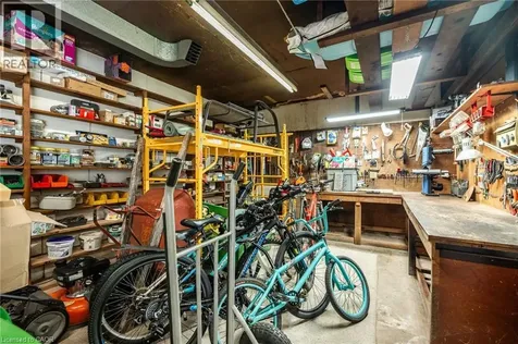 458 Elwood Road Burlington ON L7N 3C7