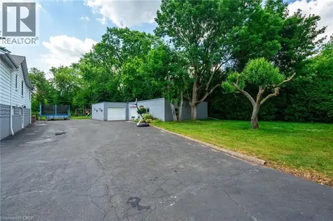 458 Elwood Road Burlington ON L7N 3C7