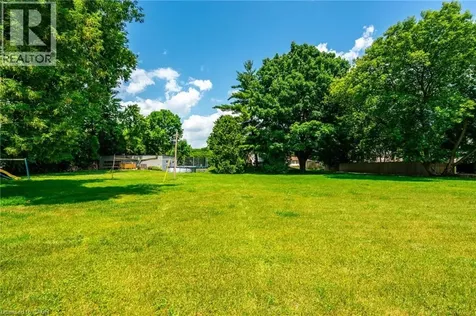 458 Elwood Road Burlington ON L7N 3C7