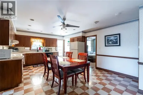 458 Elwood Road Burlington ON L7N 3C7