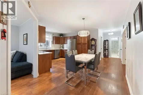 82 Margaret Avenue Stoney Creek ON L8G 3G5