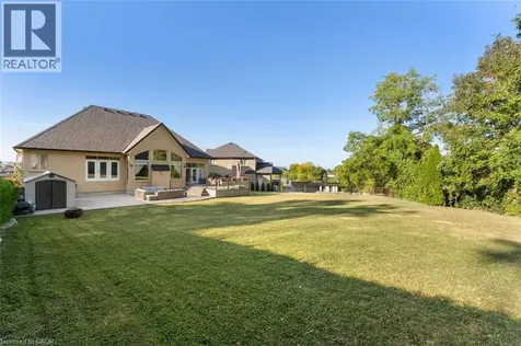 82 Margaret Avenue Stoney Creek ON L8G 3G5