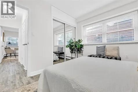 9 Grant Boulevard Dundas ON L9H 4L5