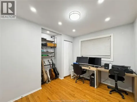 541 Lakeview Avenue Windsor ON N8P 1E1