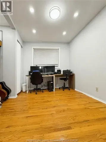 541 Lakeview Avenue Windsor ON N8P 1E1