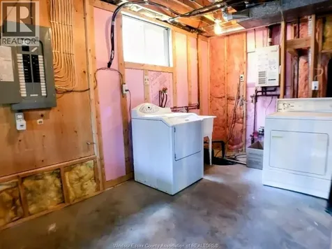 541 Lakeview Avenue Windsor ON N8P 1E1