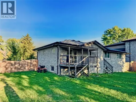 541 Lakeview Avenue Windsor ON N8P 1E1