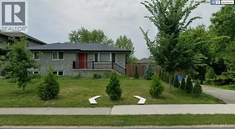 541 Lakeview Avenue Windsor ON N8P 1E1